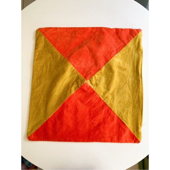 Set of 2 Vintage 70s Throw Pillow Covers Groovy Pillows Geometric Pillow Covers - Picture 2 of 5